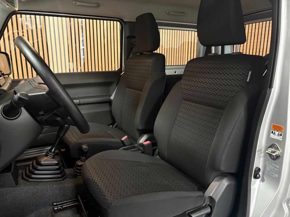 Suzuki Jimny 1,5 Active AllGrip 3d