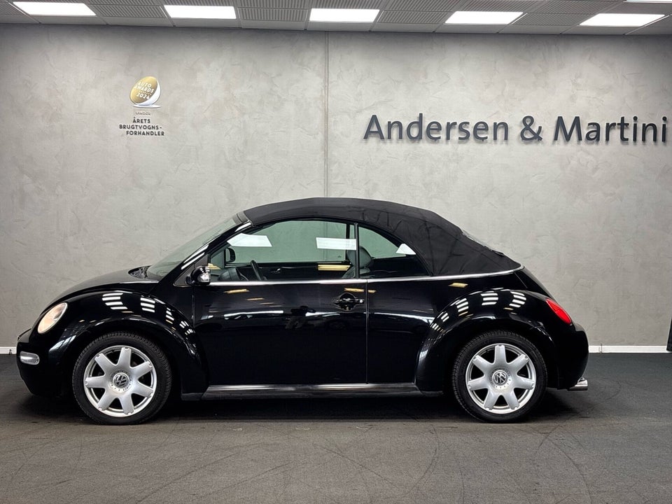 VW New Beetle 2,0 Cabriolet aut. 2d