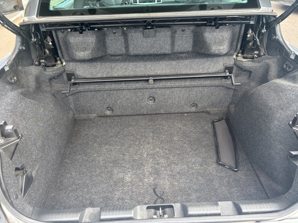 Nissan Micra C+C 1,6 Tekna 2d