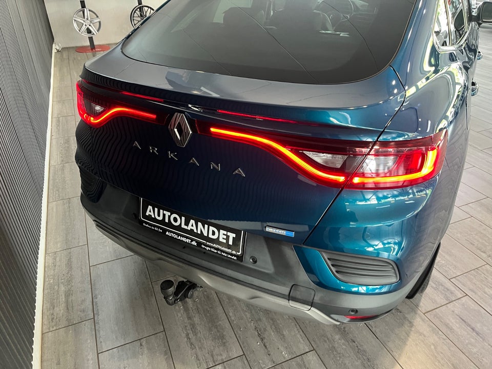 Renault Arkana 1,6 E-Tech Intens 5d