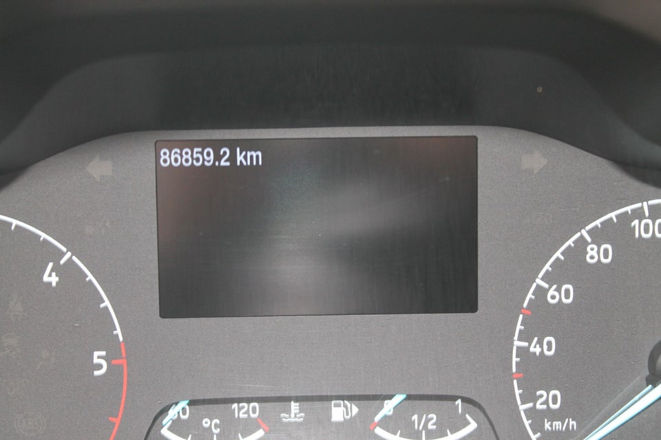 Ford Transit Connect 1,5 EcoBlue Active kort