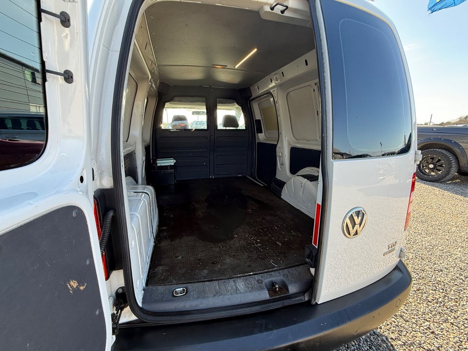 VW Caddy Maxi 1,6 TDi 102 BMT Van 4d
