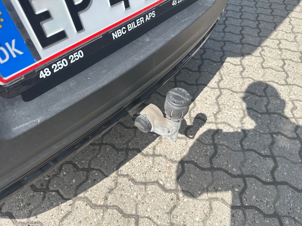 Volvo XC40 ReCharge Extended Range Plus 5d