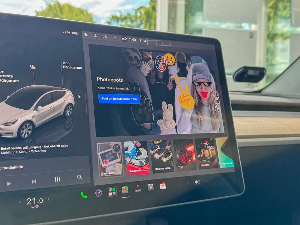Tesla Model Y Long Range AWD 5d