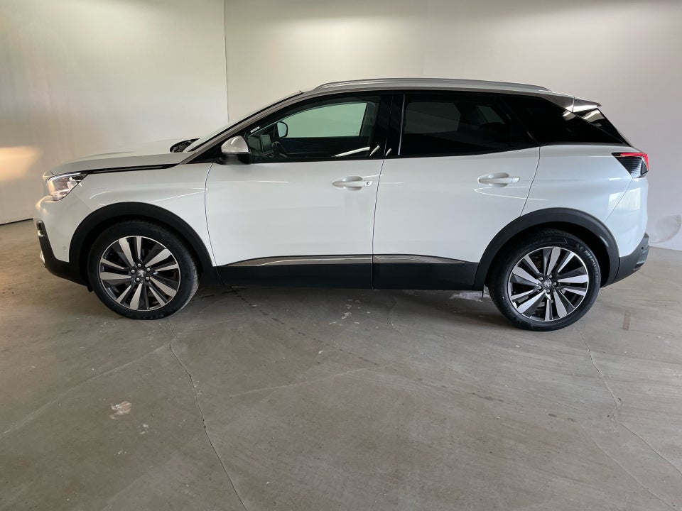 Peugeot 3008 1,2 e-THP 130 Allure 5d