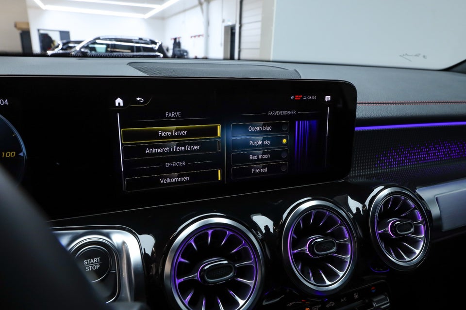 Mercedes EQB300 AMG Line 4Matic 5d