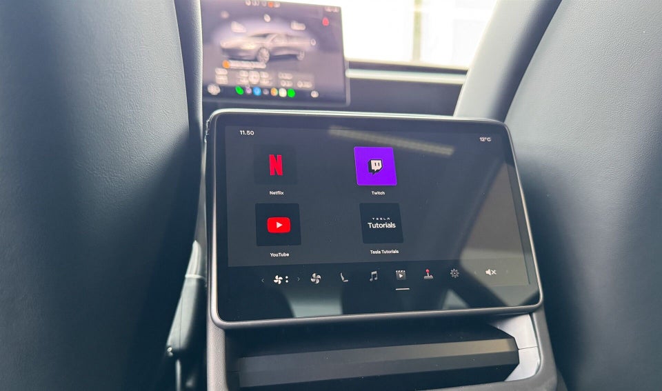 Tesla Model 3 Long Range AWD 4d