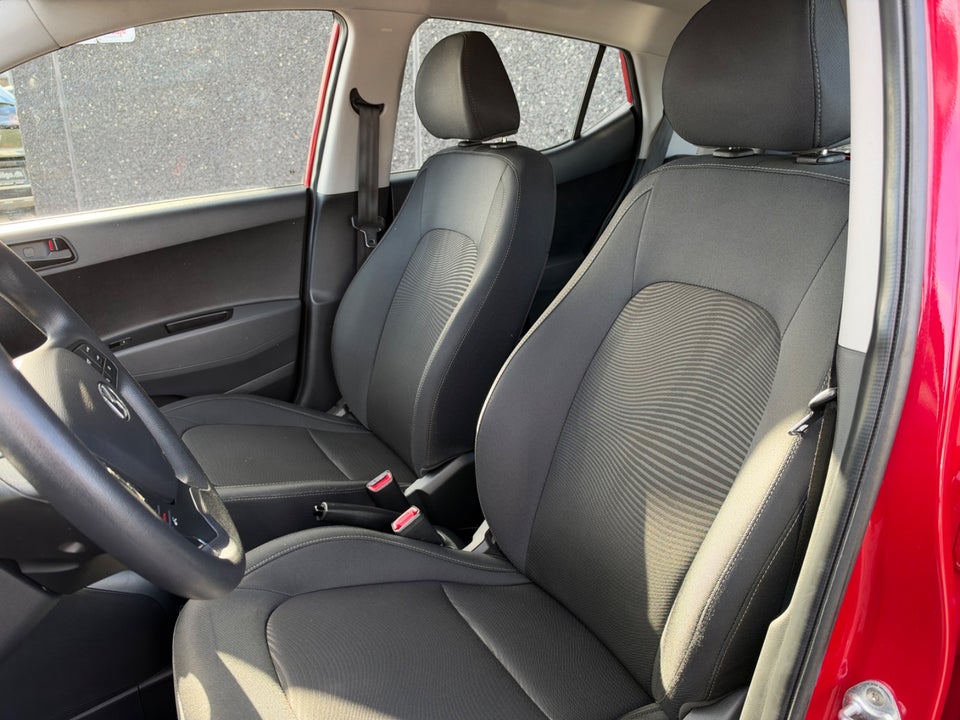 Hyundai i10 1,0 Touch 5d