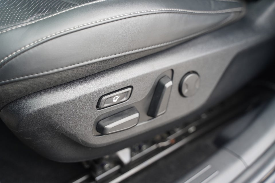 Kia EV6 77 Long Range Upgrade 5d