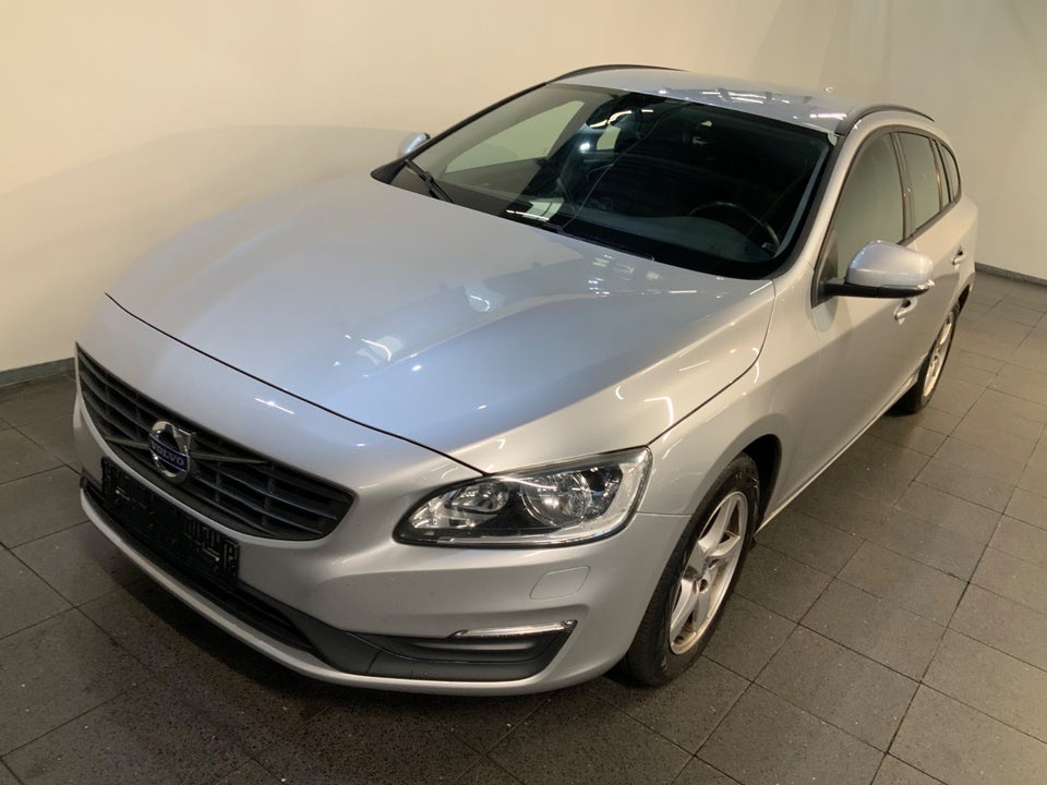 Volvo V60 2,0 D2 120 Kinetic 5d