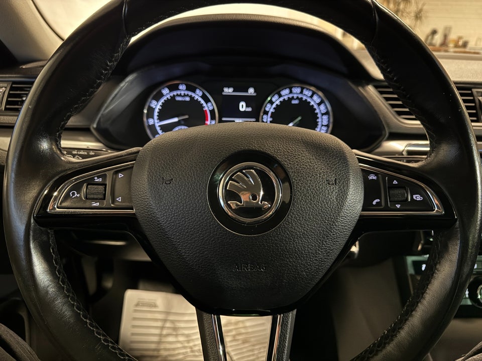 Skoda Superb 1,4 TSi 150 Active Combi 5d