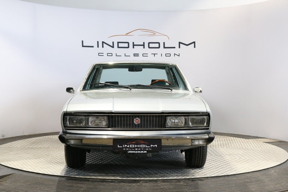 Fiat 130 3,2 Coupé 2d