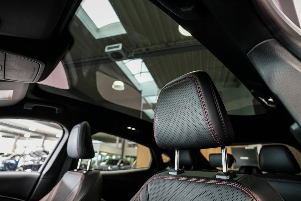 Ford Mustang Mach-E 91 Extended Range AWD 5d