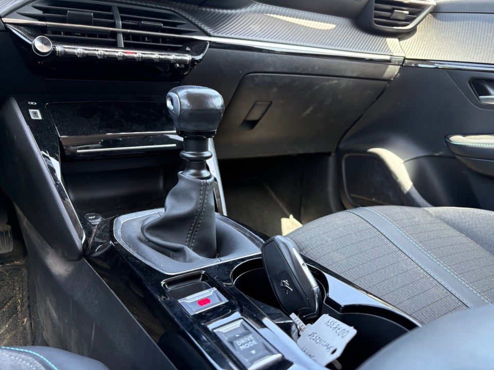 Peugeot 208 1,2 PureTech 100 Allure 5d