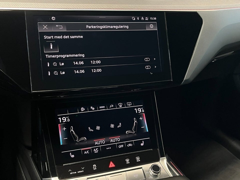 Audi Q8 e-tron 55 S-line Sportback quattro 5d