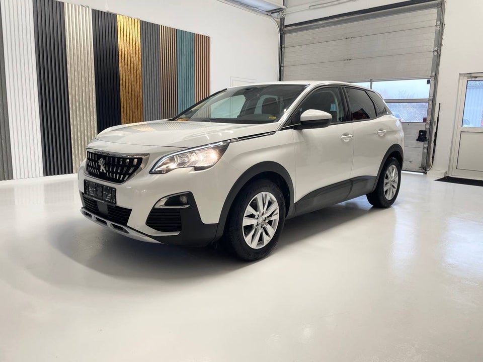 Peugeot 3008 1,2 e-THP 130 Active 5d