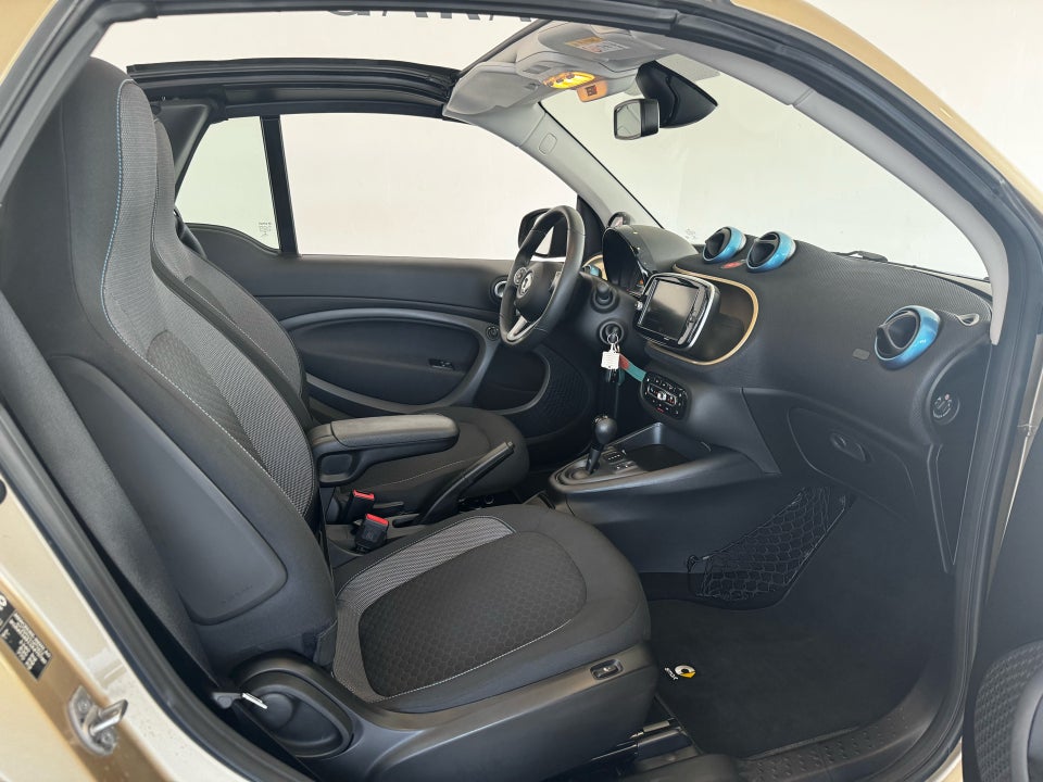 Smart Fortwo EQ Cabriolet 2d