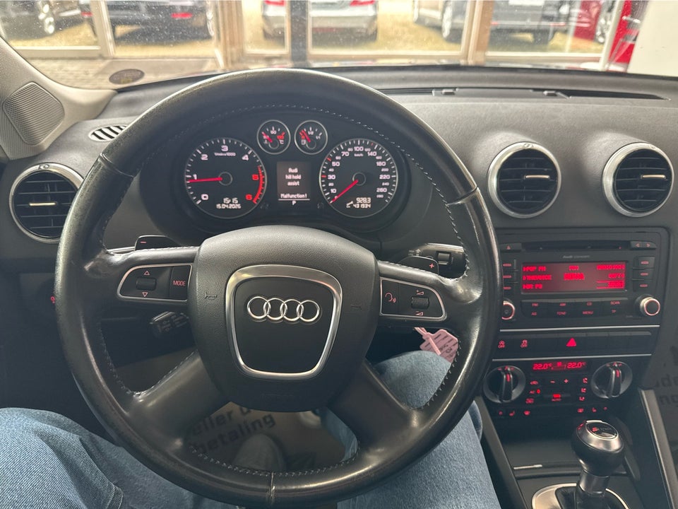 Audi A3 1,6 TDi Ambiente Sportback S-tr. 5d