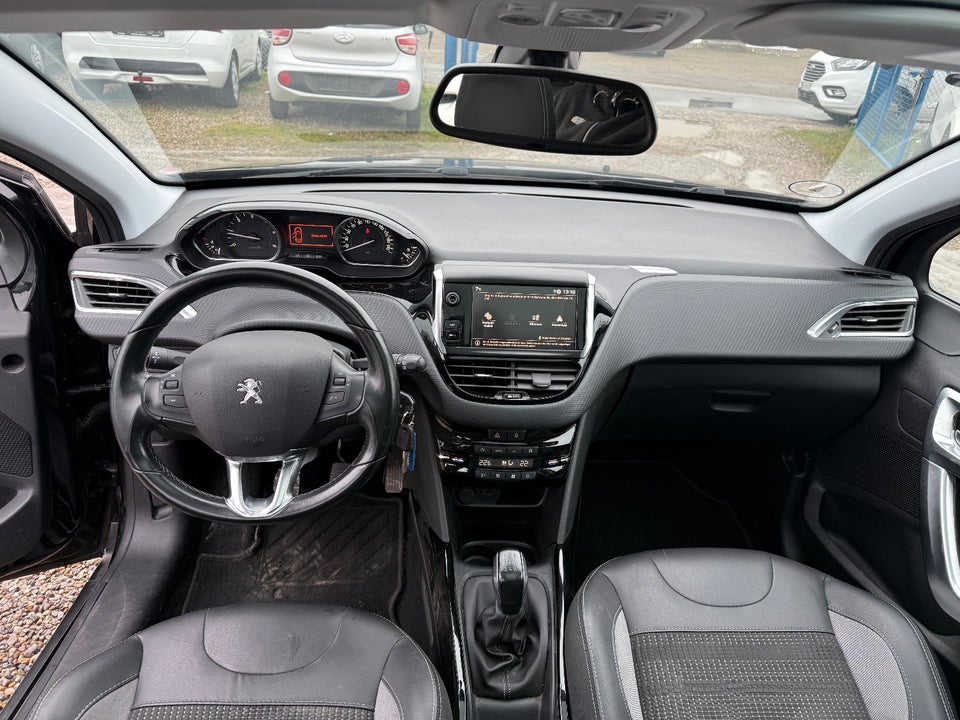 Peugeot 2008 1,5 BlueHDi 100 Allure Sky 5d