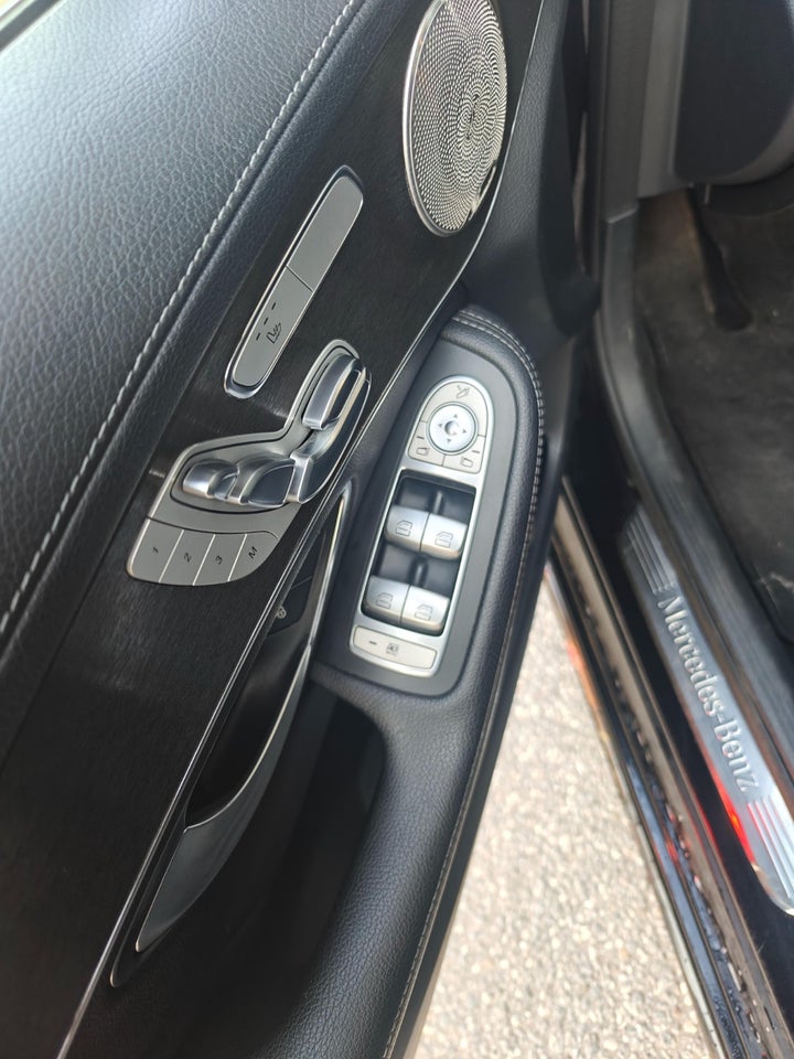 Mercedes C220 d 2,2 AMG Line stc. aut. 5d