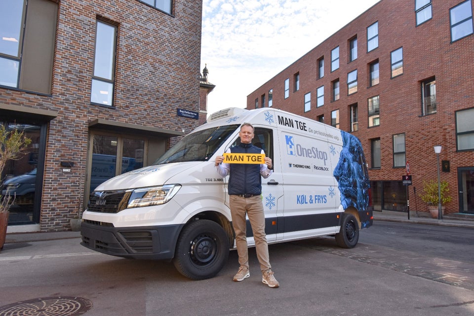 MAN TGE 2,0 3.180 Kassevogn L3H3 aut. FWD