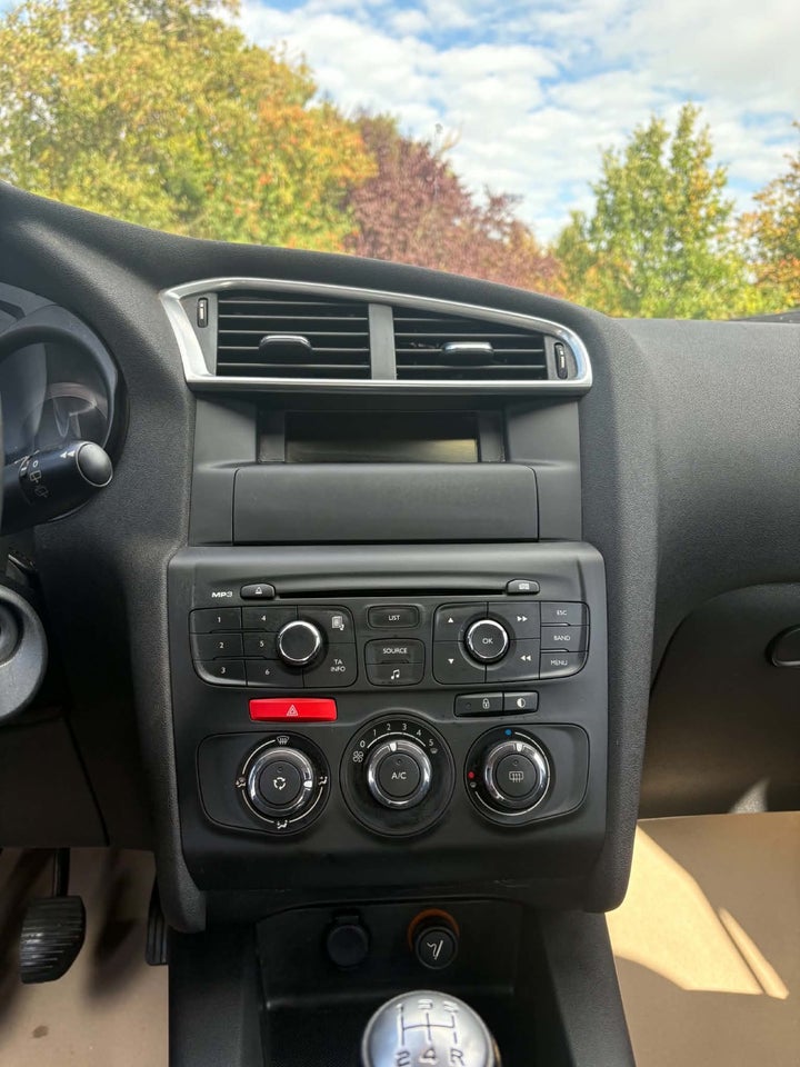 Citroën C4 1,6 HDi 92 Comfort 5d