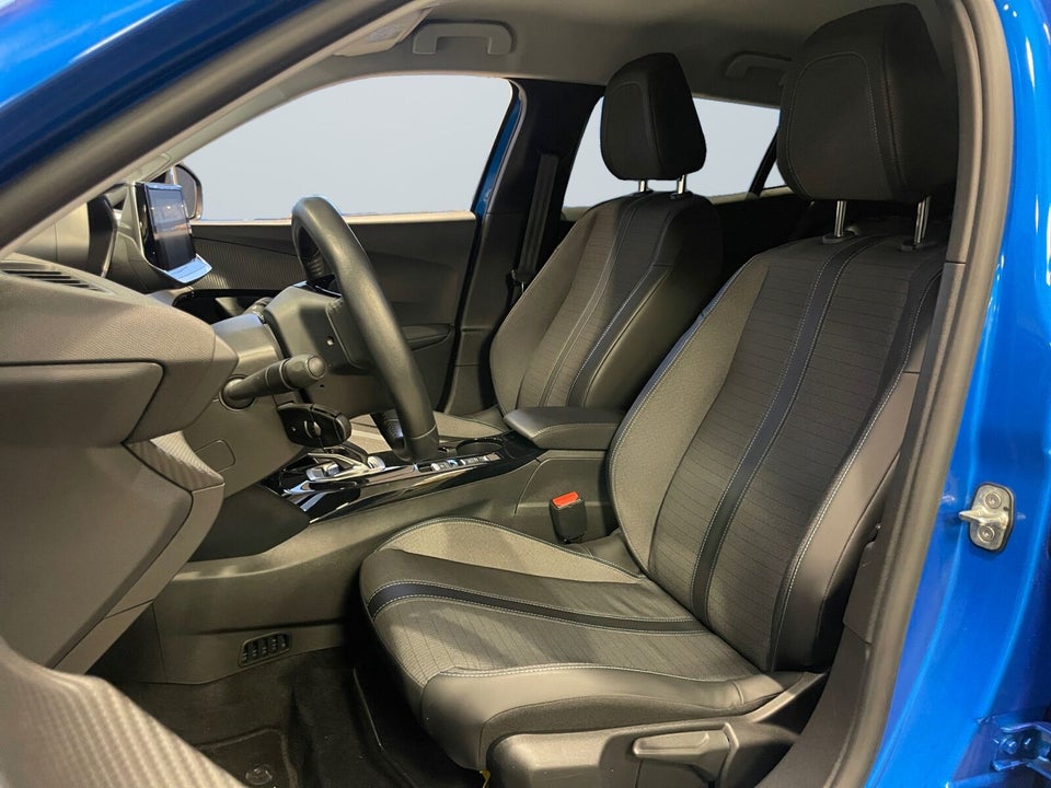 Peugeot e-2008 50 Allure 5d