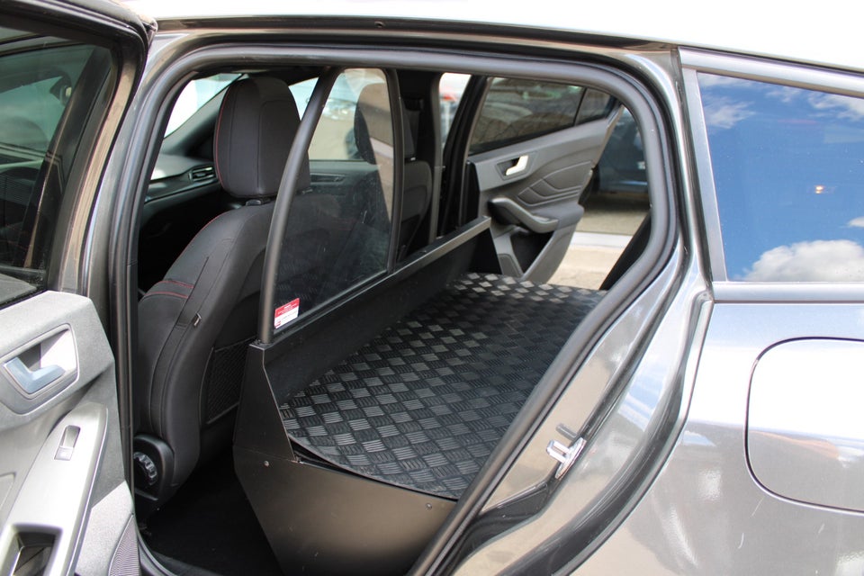 Ford Focus 1,0 EcoBoost mHEV ST-Line stc. Van 5d