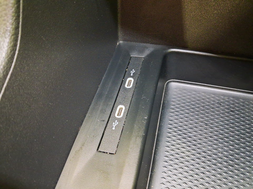 VW Caddy 2,0 TDi 102 Cargo