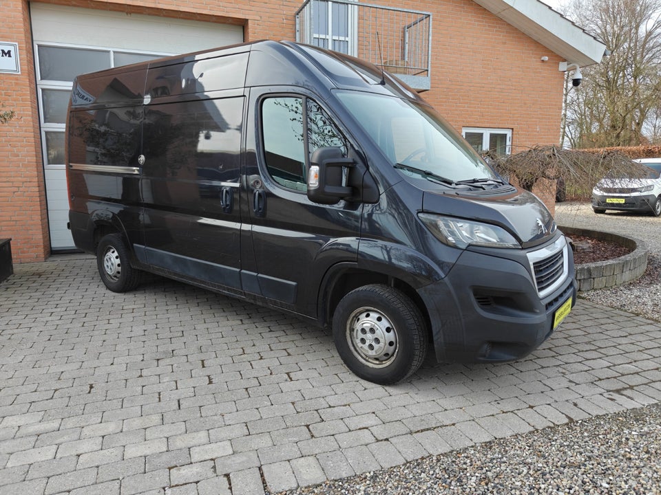 Peugeot Boxer 330 2,0 BlueHDi 130 L2H2