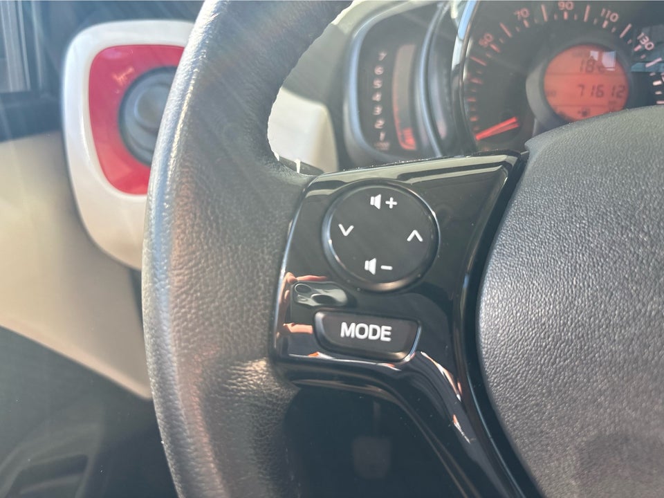 Toyota Aygo 1,0 VVT-i x-press 5d