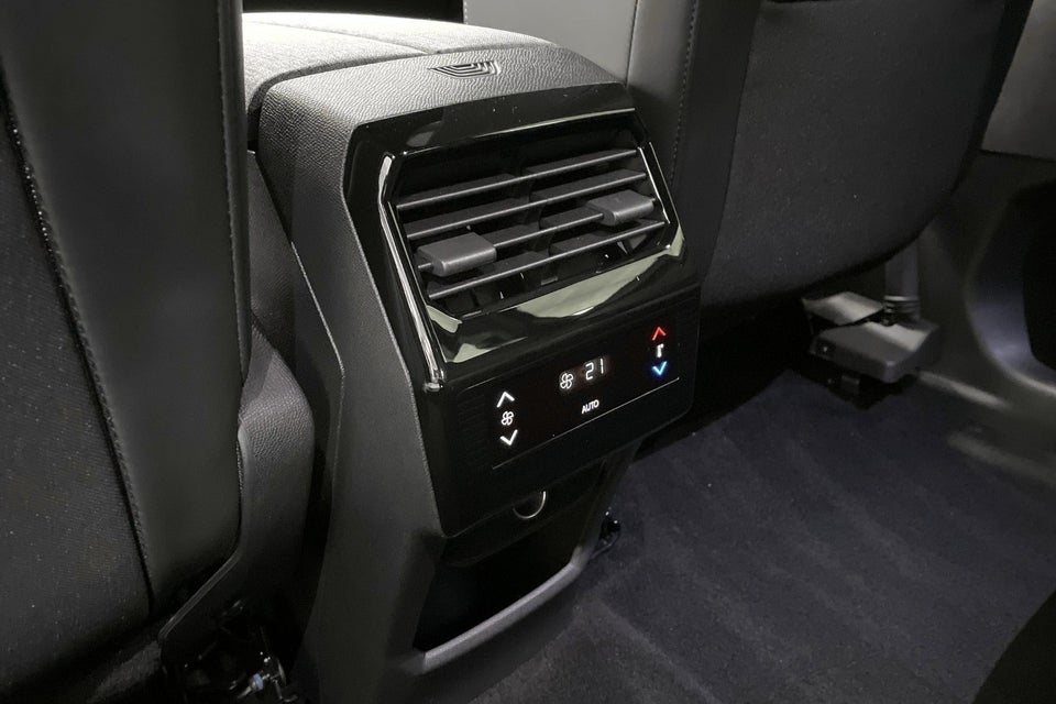 Peugeot e-5008 77 Allure 7prs 5d