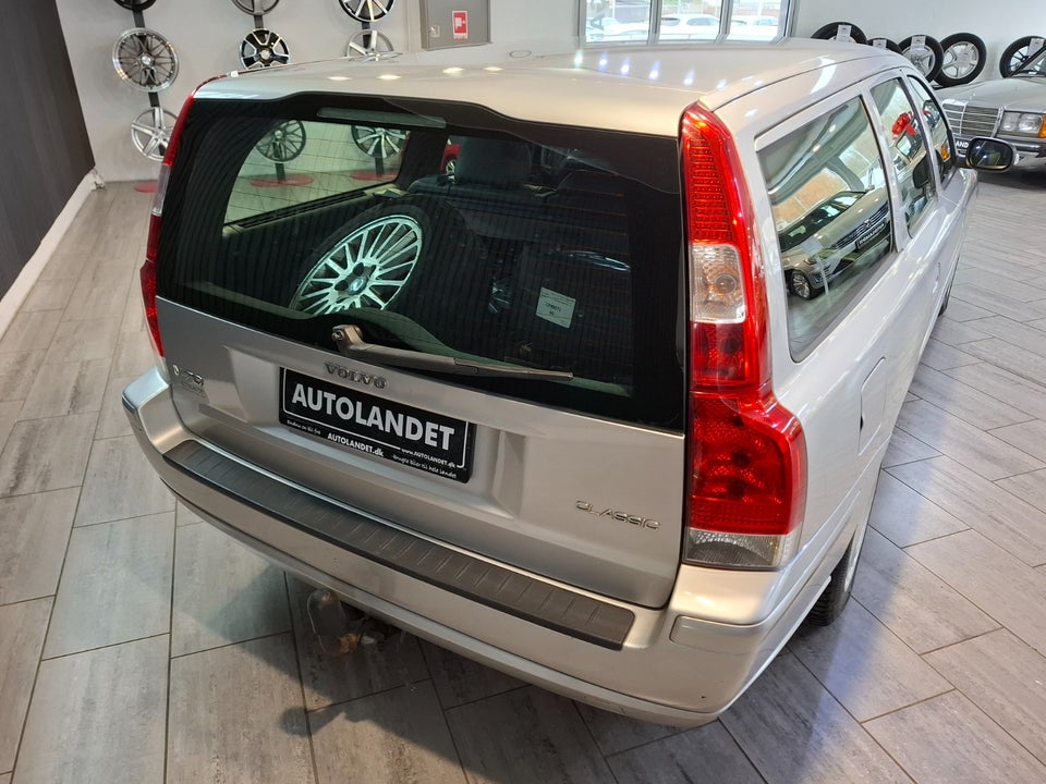 Volvo V70 2,4 140 Classic 5d