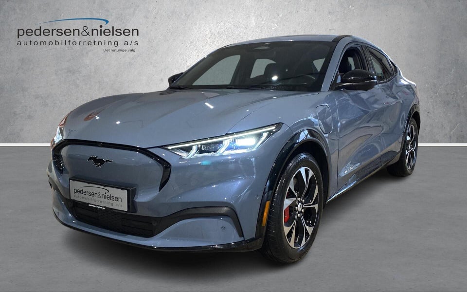 Ford Mustang Mach-E 70 Premium Standard Range AWD 5d