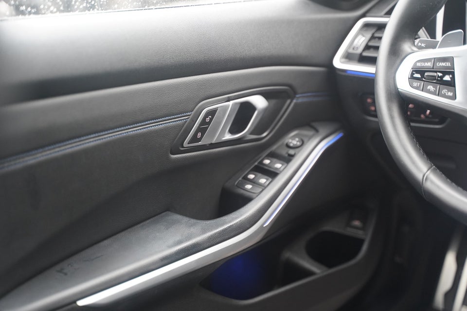 BMW 330i 2,0 Touring M-Sport aut. 5d