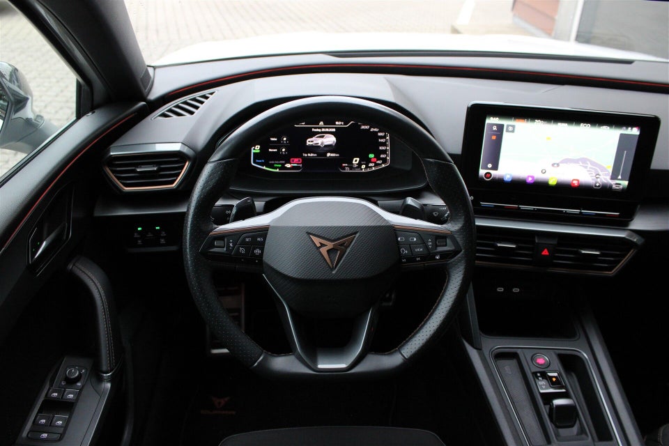 Cupra Leon 1,4 eHybrid Sportstourer DSG 5d