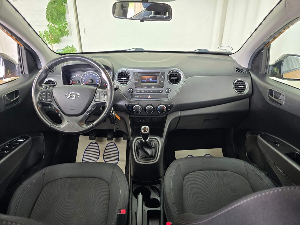 Hyundai i10 1,0 Go Sport 5d