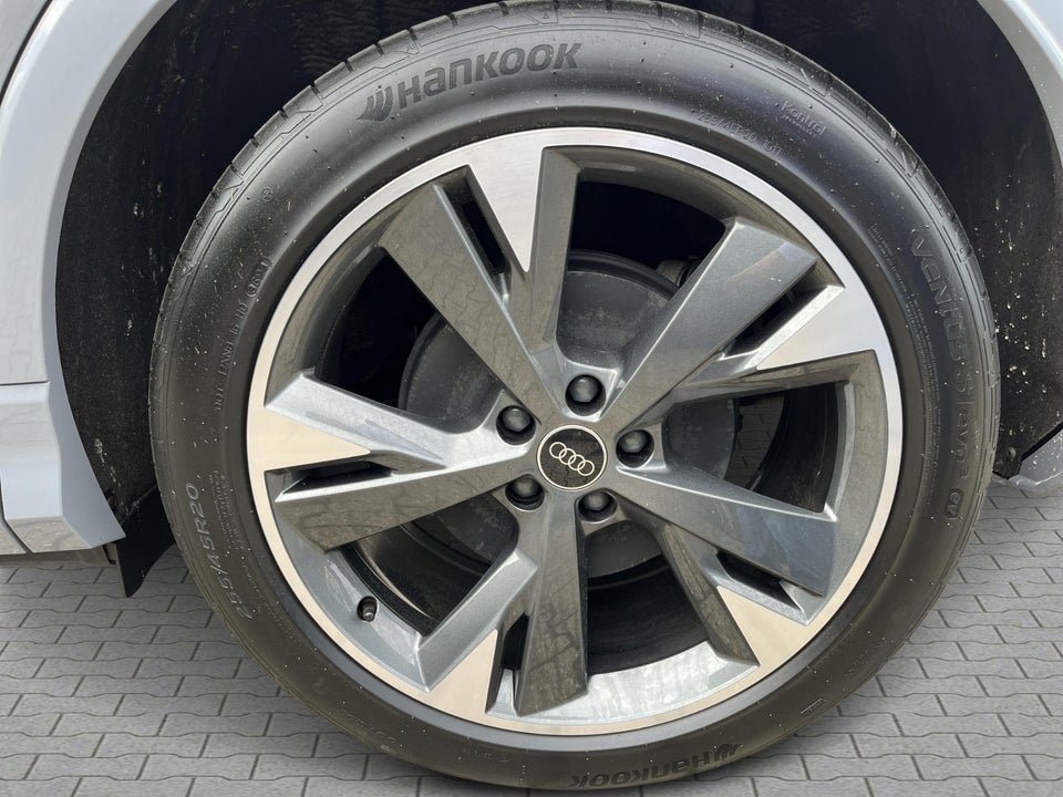 Audi Q4 e-tron 45 Progress 5d