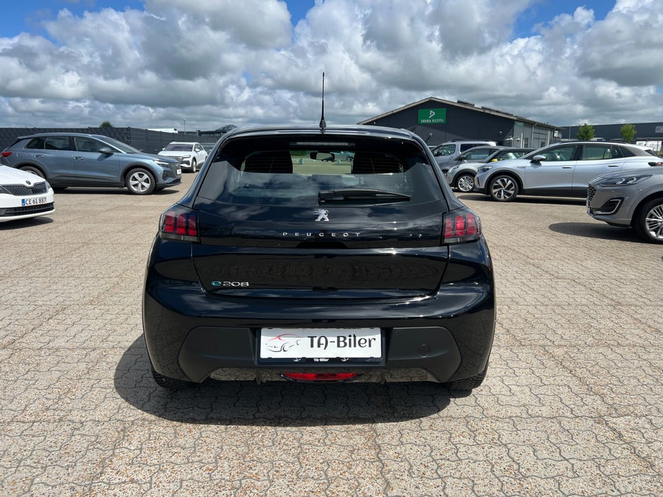 Peugeot e-208 50 Active Pack 5d