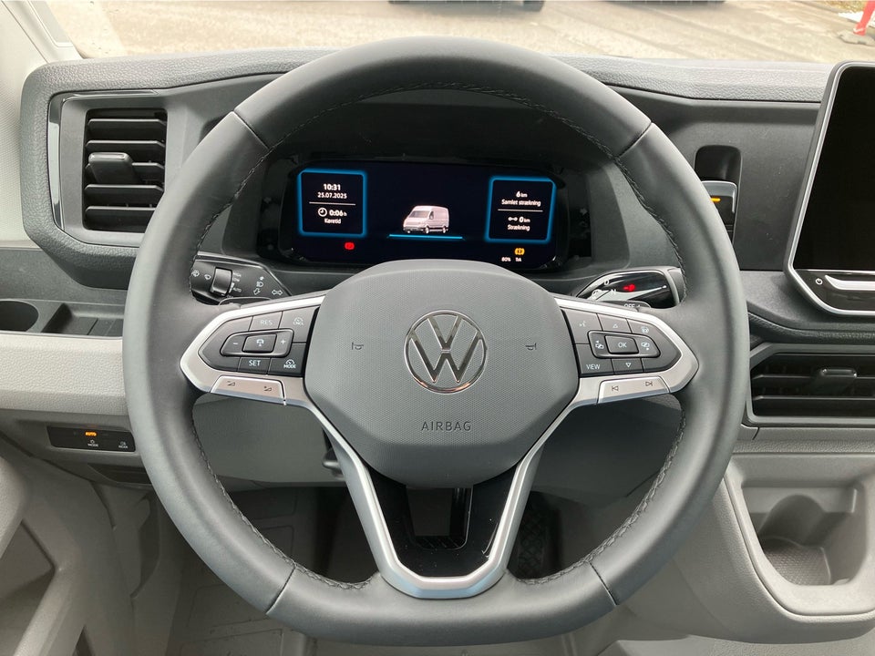 VW Crafter 35 2,0 TDi 177 Kassevogn L3H2 aut.