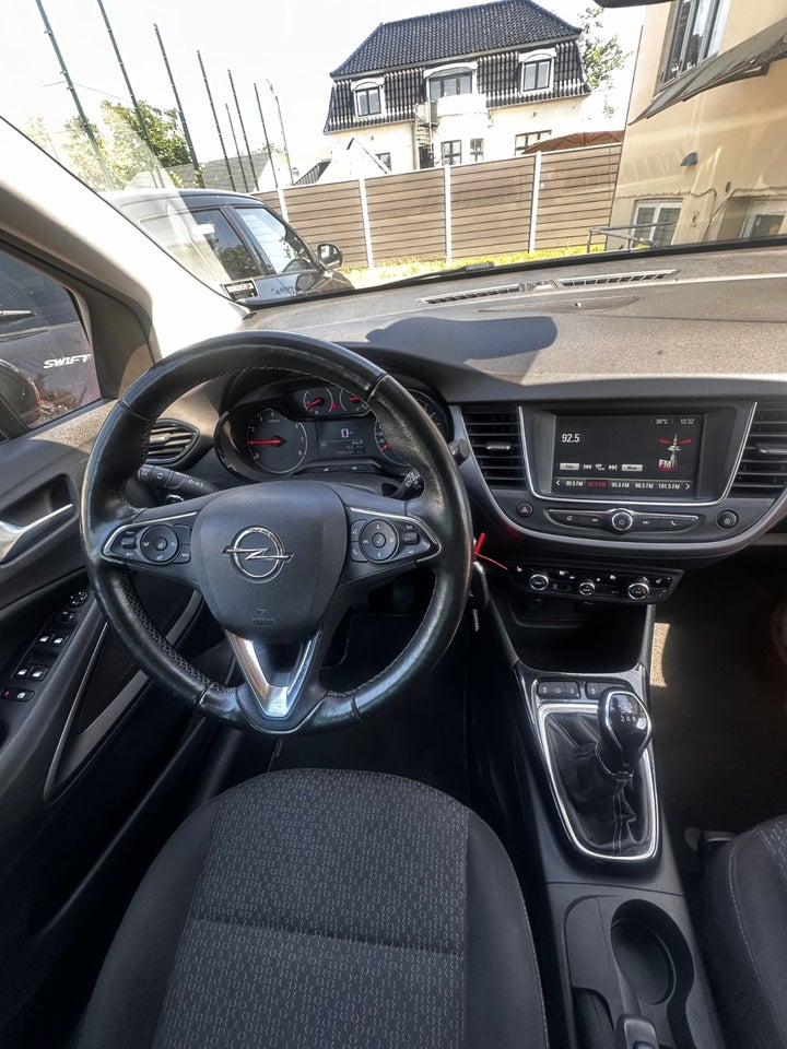 Opel Crossland X 1,2 Excite 5d