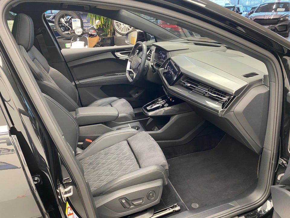 Audi Q4 e-tron 50 S-line Sportback quattro 5d