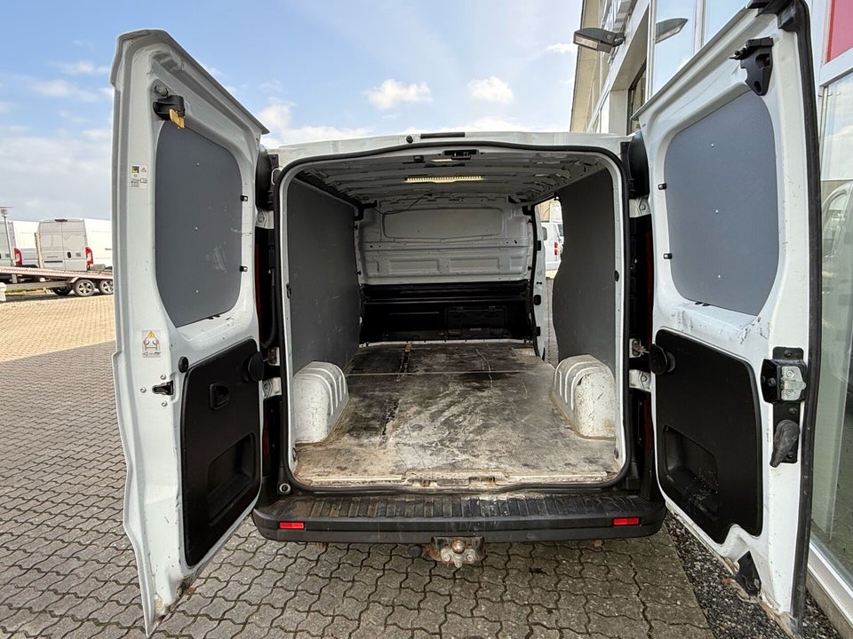Renault Trafic T29 2,0 dCi 120 L2H1