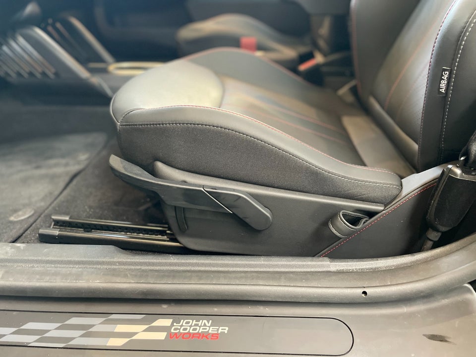 MINI Cooper SE JCW Trim M 3d