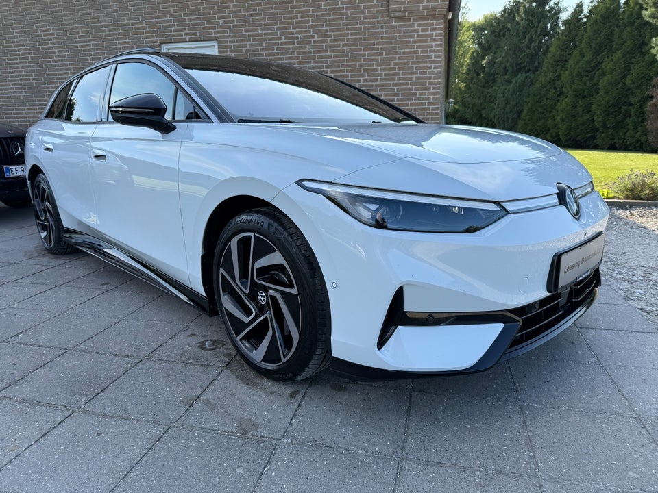 VW ID.7 77 Pro Tourer 5d