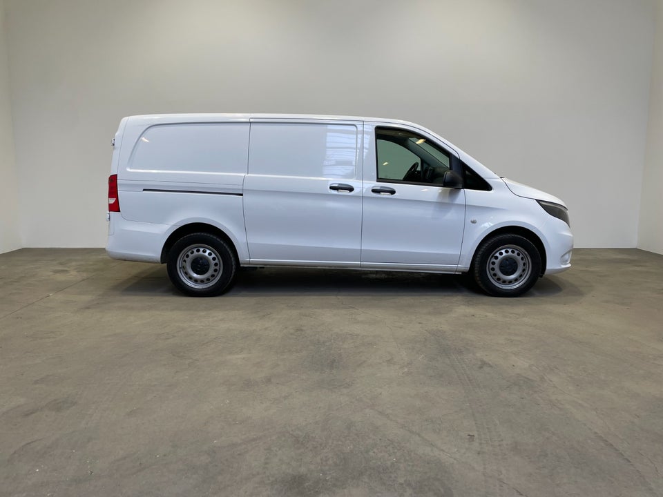 Mercedes Vito 114 2,0 CDi Kassevogn L RWD