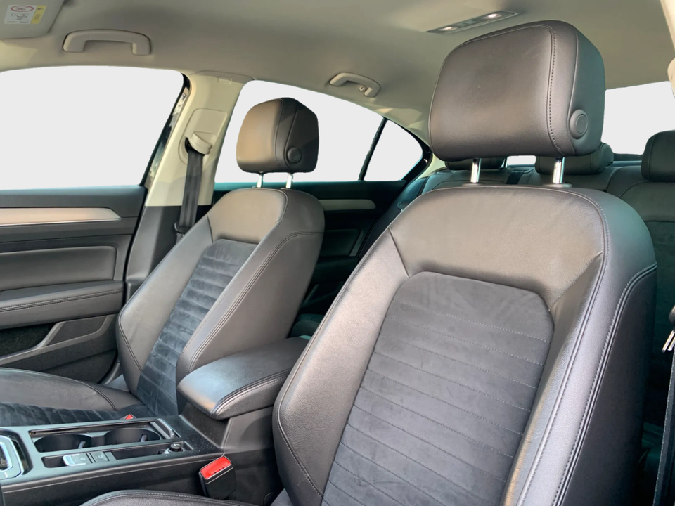 VW Passat 1,5 TSi 150 Business DSG 4d