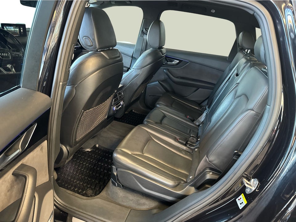 Audi SQ7 4,0 TDi quattro Tiptr. 7prs 5d
