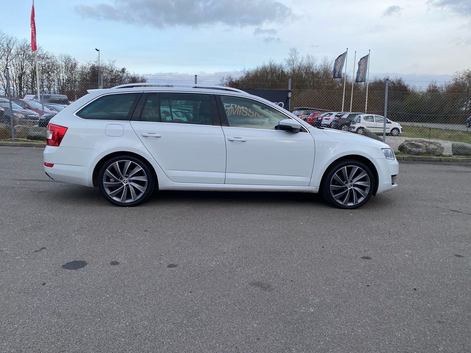 Skoda Octavia 1,8 TSi 180 Laurin & Klement Combi 5d