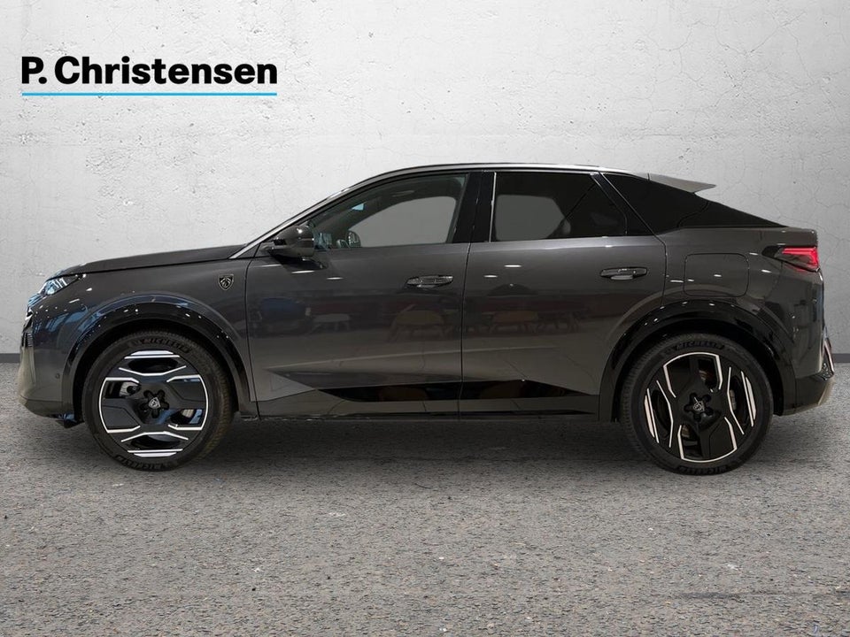 Peugeot e-3008 77 GT Pack 5d